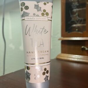 Beauty Concepts White Tea Hand Cream